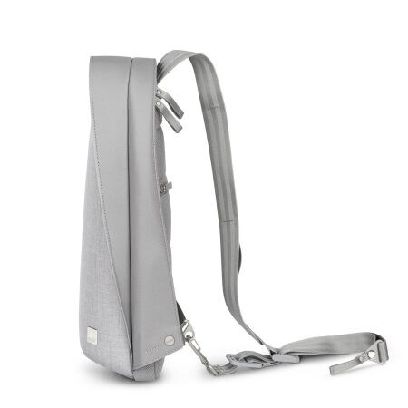 Moshi Crossbody Design That Is Wearable On The Left Or Right Shoulder Made 99MO110262